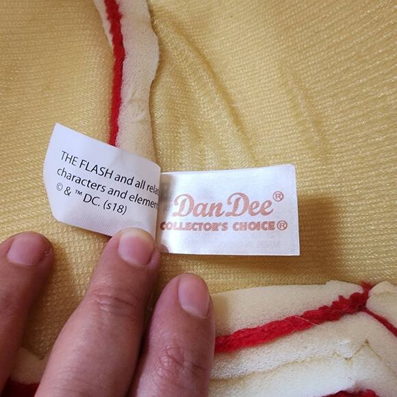 The Flash Oversized Plush Cosplay Head Mask - Picture 2 of 5